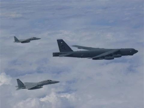 Iran lay gi de 'don tiep' B-52H? 