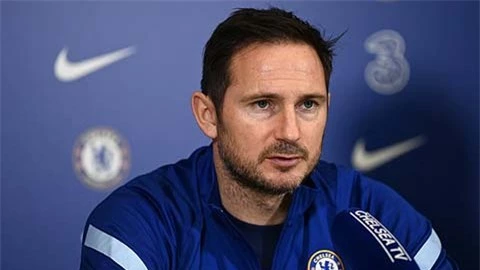 Luật thay 5 người bị bác lần 3, Lampard lo lắng ra mặt