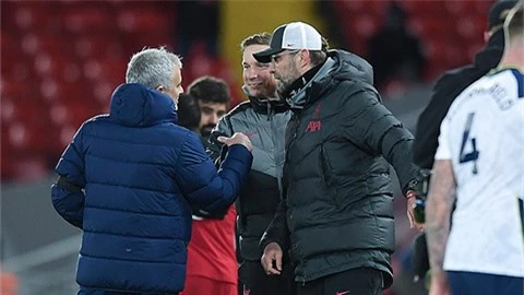 Mourinho thản nhiên kết thúc màn khẩu chiến với Klopp