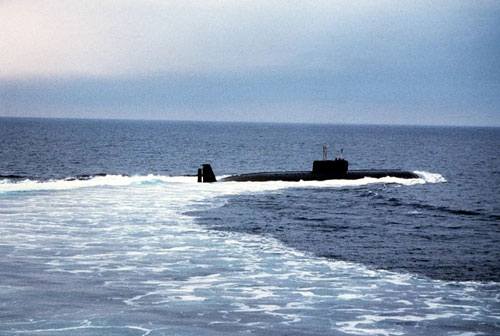 Vì sao tàu ngầm 2 tỷ USD từng "vờn như mèo vờn chuột" tàu sân bay Mỹ bị Nga rã sắt vụn?