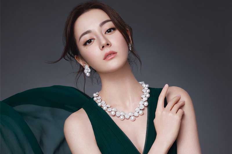 Top những mỹ nhân Hoa ngữ bị fan của các nam thần 'hắt hủi': Có tên Dương Tử, Địch Lệ Nhiệt Ba