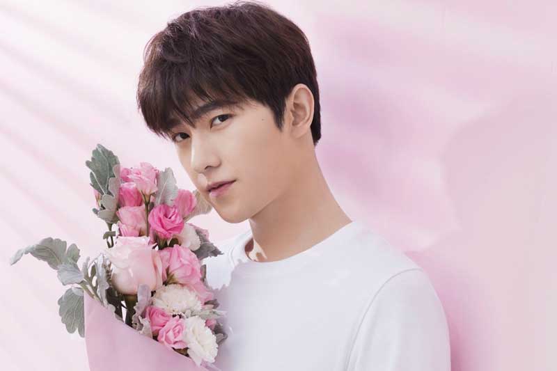 Top 4 'nam thần' Hoa ngữ có thể 'cân' cả tạo hình cổ trang lẫn hiện đại