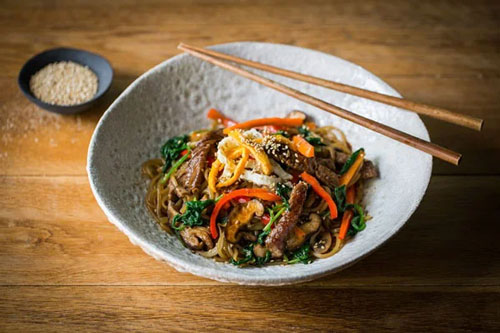 Bữa sáng đủ chất với miến xào bò cực thơm ngon