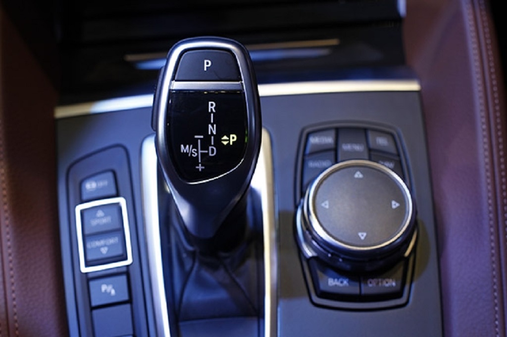 Ôtô khó nổ máy nguyên nhân do đâu?