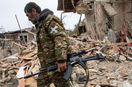 14 tướng lĩnh Armenia ra tối hậu thư cho Thủ tướng Pashinyan