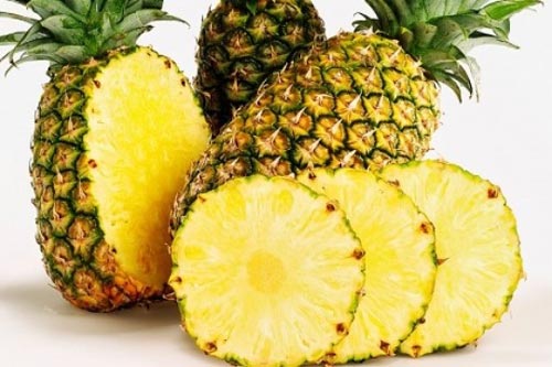 Nguy cơ tiềm ẩn khi ăn quá nhiều dứa