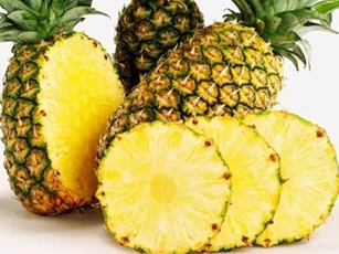 Nguy cơ tiềm ẩn khi ăn quá nhiều dứa