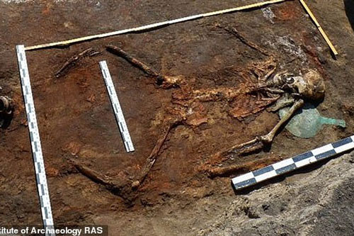 Phát hiện hài cốt nữ chiến binh huyền thoại 2.400 năm tuổi trong tư thế độc đáo