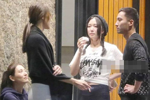 Chồng cũ Chung Hân Đồng tụ tập với các mỹ nhân