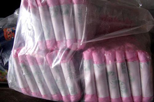 Cách phân biệt băng vệ sinh thật, giả siêu đơn giản