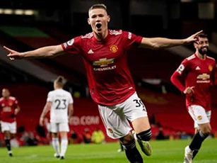 Chấm điểm M.U 6-2 Leeds United: Điểm 10 cho McTominay