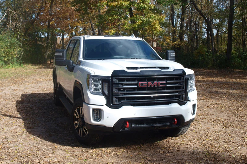 5. GMC Sierra 2500HD Duramax 2020 (công suất tối đa: 445 mã lực).