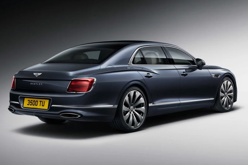 5. Bentley Flying Spur (giá khởi điểm: 214.600 USD).