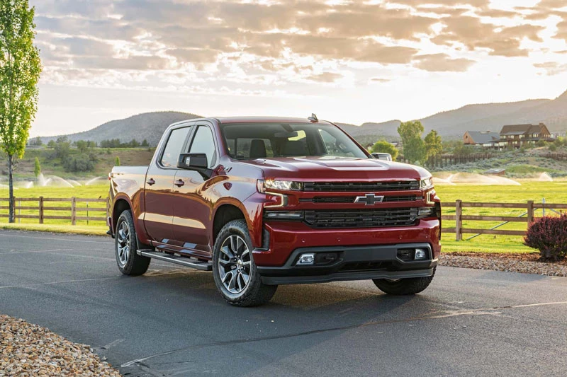 =8. Chevrolet Silverado 1500 2020 (công suất tối đa: 420 mã lực).