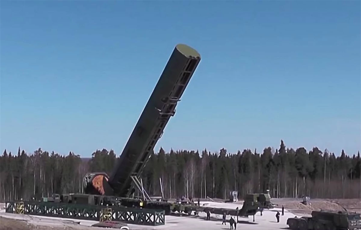 Tên lửa đạn đạo liên lục địa (ICBM) Sarmat đầu tiên của Nga sẽ bắt đầu được biên chế trong Lực lượng tên lửa chiến lược từ năm 2022. Ảnh: TASS
