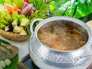 Hướng dẫn nấu lẩu mắm ngon chuẩn vị miền Tây