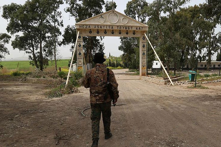 Phiến quân do Thổ Nhĩ Lỳ hậu thuẫn sử dụng căn cứ của YPG ở Tây Bắc Arfin.