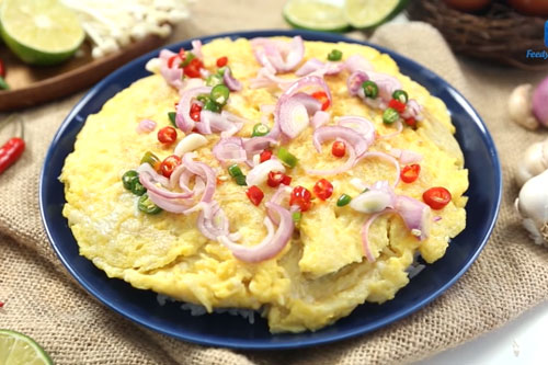 Thử ngay món trứng chiên nấm kim châm lạ miệng, đưa cơm cho ngày đầu tuần căng thẳng