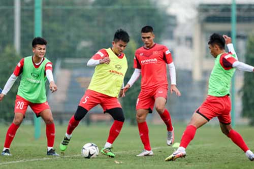 ĐT Việt Nam vs U22 Việt Nam: Nhất cử lưỡng tiện