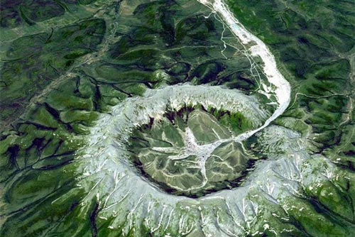 'Núi kho báu' chứa nhiều quặng bạch kim, vàng và kim loại có giá trị cao