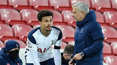 Dele Alli bị Mourinho đối xử tệ bạc ở Tottenham