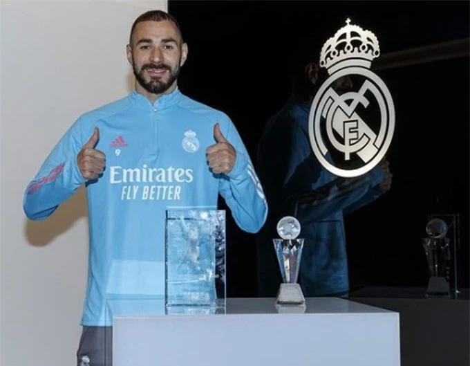 Benzema bỏ túi danh hiệu Cầu thủ hay nhất La Liga 2019/20
