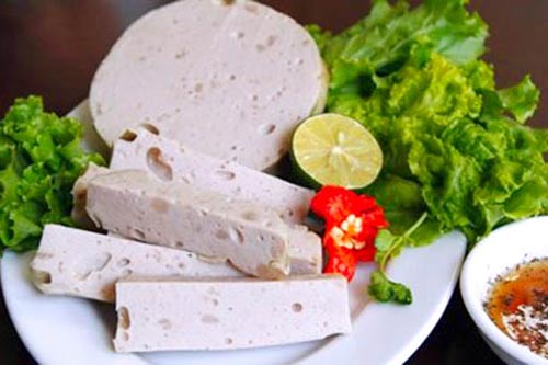 Cách chọn giò chả thơm ngon, không có hàn the