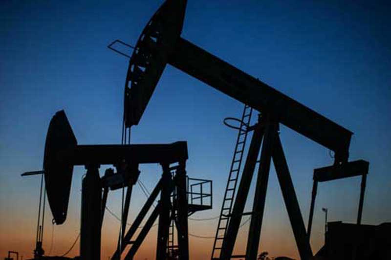 Giá xăng, dầu (22/12): Tiếp tục giảm mạnh