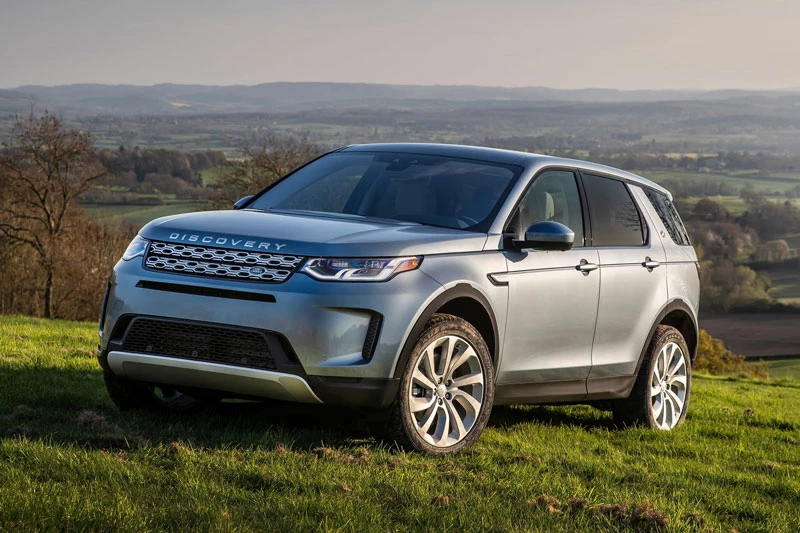 9. Land Rover Discovery Sport 2020 (giá khởi điểm của phiên bản hệ dẫn động 4 bánh: 37.800 USD).