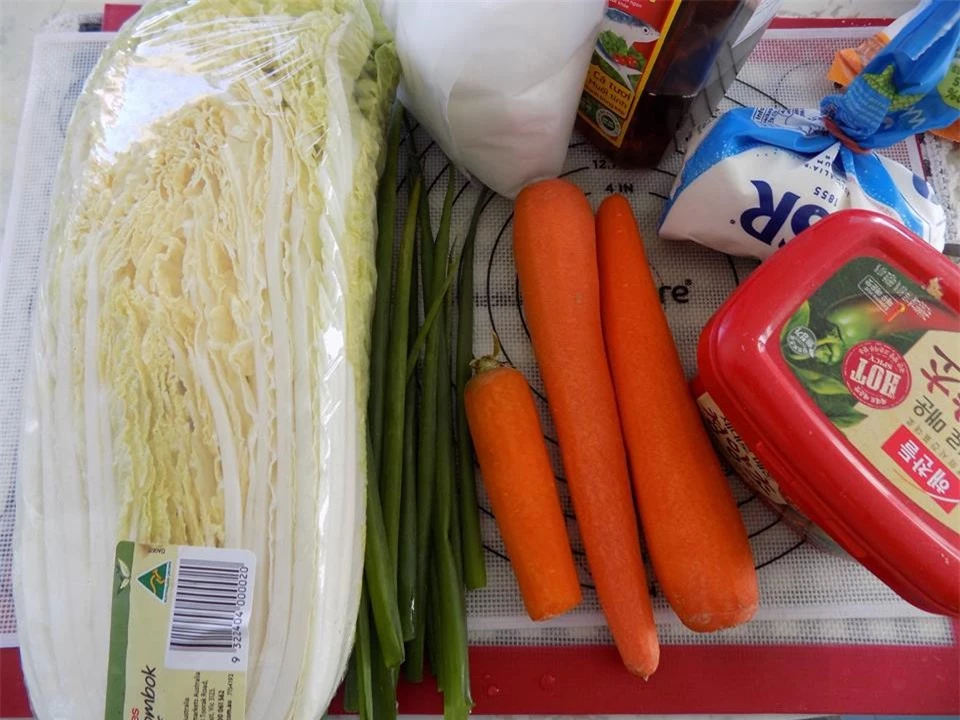 Cách làm kim chi cải thảo cà rốt thuần Việt giòn ngon