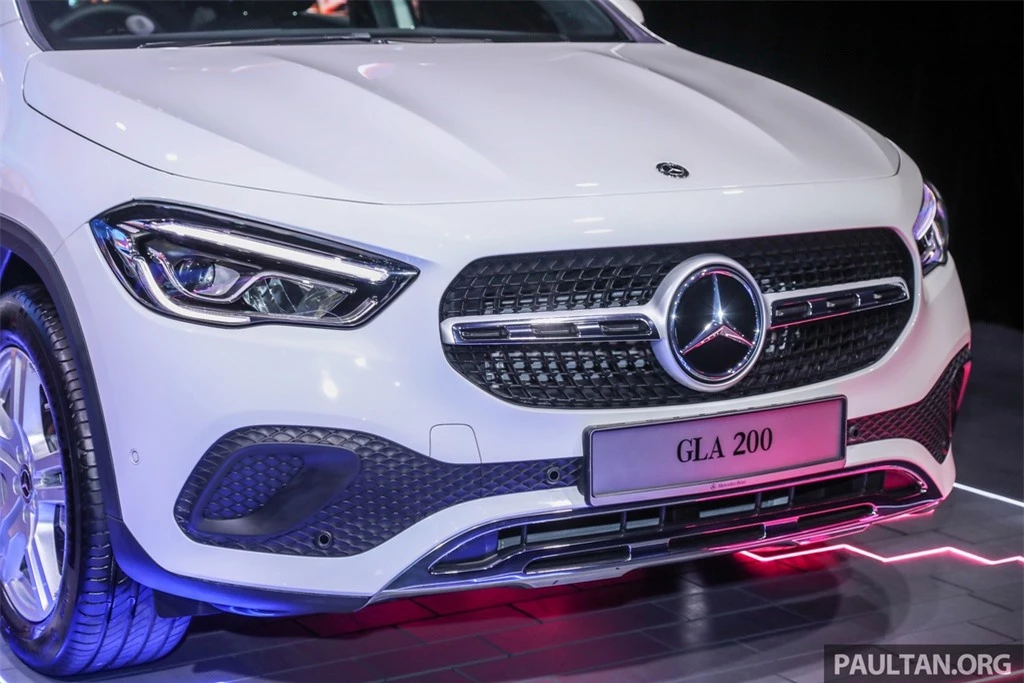 Mercedes-Benz GLA 2021 duoc ra mat tai Malaysia anh 3