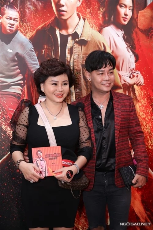 Nghệ sĩ Lê Giang và diễn viên Trịnh Minh Dũng.