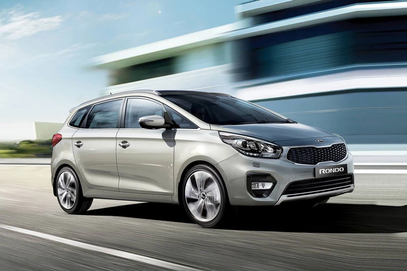 Kia Rondo.