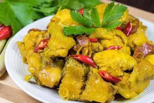 Kho gà công nghiệp cũng phải khéo, biết mẹo này đảm bảo thịt dai ngon không bở