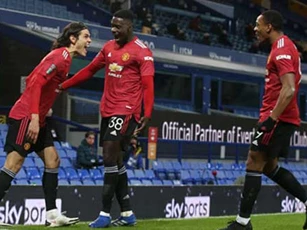 Bốc thăm bán kết cúp Liên đoàn Anh: M.U đối đầu Man City, Tottenham chạm hiện tượng Brentford