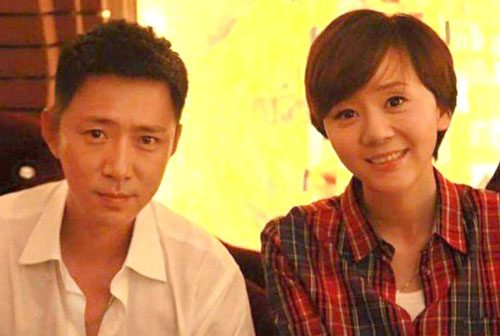 Sự nghiệp đang thăng tiến, sao nam 'Tân dòng sông ly biệt' bỗng từ bỏ để ở bên người phụ nữ bại liệt bởi điều ít ai ngờ