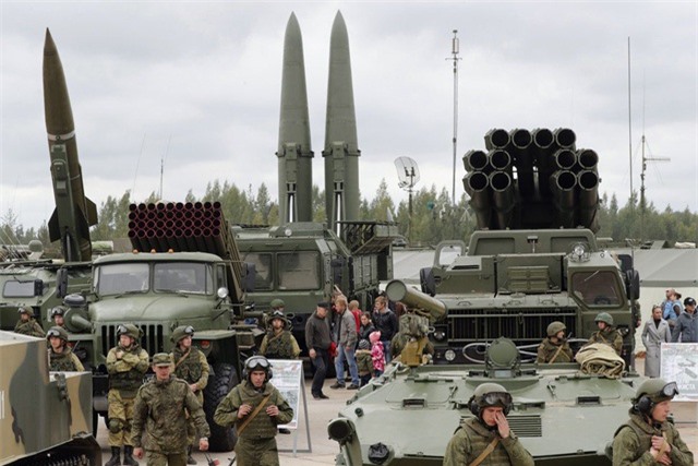 Mỹ tấn công tới tấp, vũ khí hiện đại cỡ nào cũng không cứu nổi Nga: Moscow trả giá đắt - Ảnh 3.