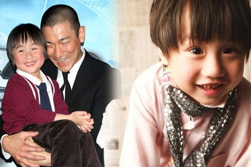 Nổi tiếng từ lúc 2 tuổi, sao nhí kiếm tiền cho bố mua siêu xe và mẹ phẫu thuật thẩm mỹ, đến lúc bị bệnh bố mẹ không chạy chữa vì 'quá tốn kém'