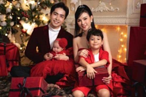 Sao Việt 'lên đồ' Giáng sinh