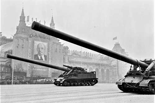 Những vũ khí giả của Liên Xô từng khiến phương Tây "sập bẫy"