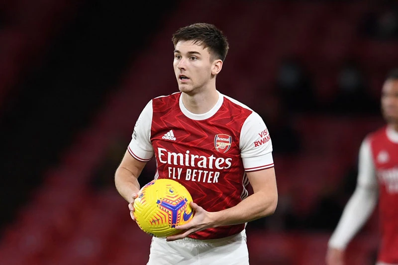 Trung vệ: Kieran Tierney (Arsenal).