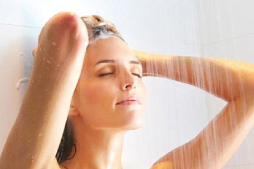 Hai thời điểm đi tắm tốt cho sức khỏe của bạn