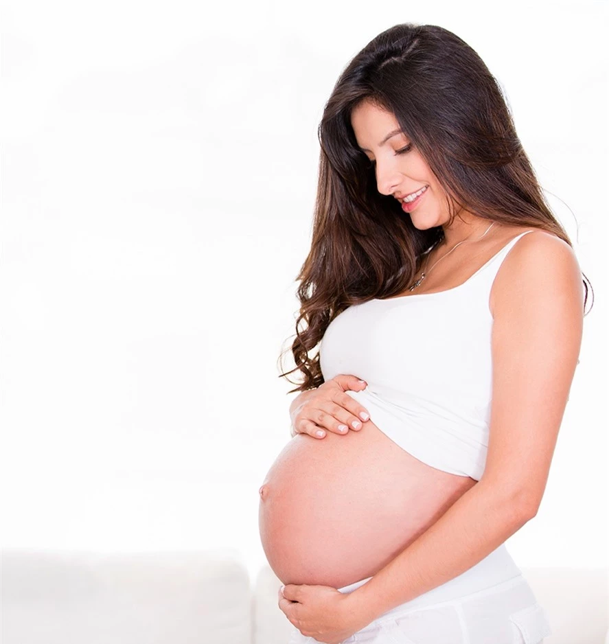 Ăn dứa đúng cách giúp bà mẹ đang mang thai dễ dàng chuyển dạ khi sinh Ăn dứa đúng cách giúp bà mẹ đang mang thai dễ dàng chuyển dạ khi sinh