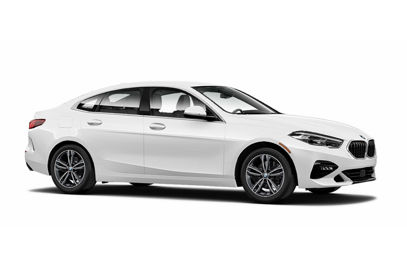 Chi tiết xe sedan động cơ tăng áp, giá hơn 800 triệu đồng