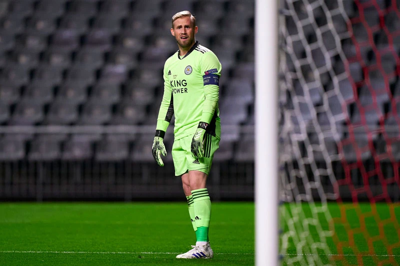 Thủ môn: Kasper Schmeichel (Leicester City).