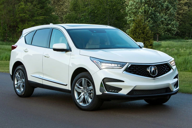 4. Acura RDX 2020 (giá khởi điểm: 37.800 USD, điểm tổng thể: 8,1/10).