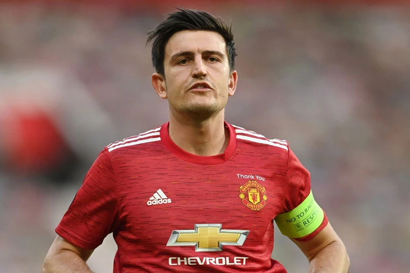 Trung vệ: Harry Maguire (M.U).