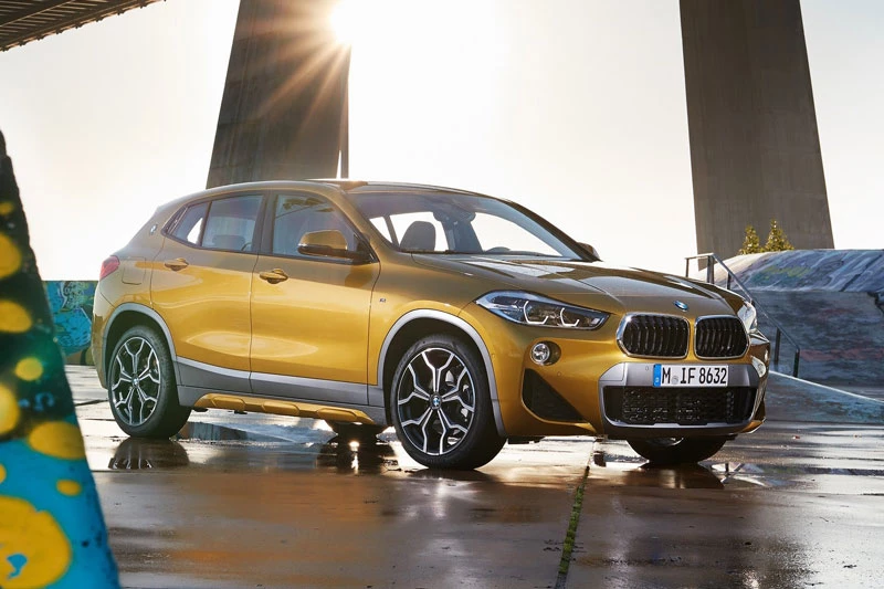 6. BMW X2 2020 (giá khởi điểm: 36.400 USD, điểm tổng thể: 7,7/10).