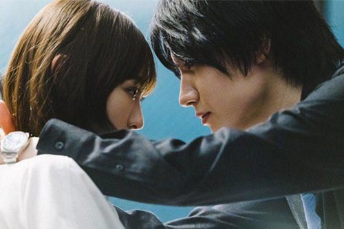 Sau 5 năm, tình cờ gặp lại chị dâu cũ trên phố mà tôi lặng người, nước mắt chực rơi