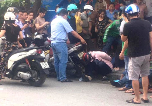 Bình Dương: Bắt băng nhóm chuyên dàn cảnh móc túi, trộm tài sản của công nhân